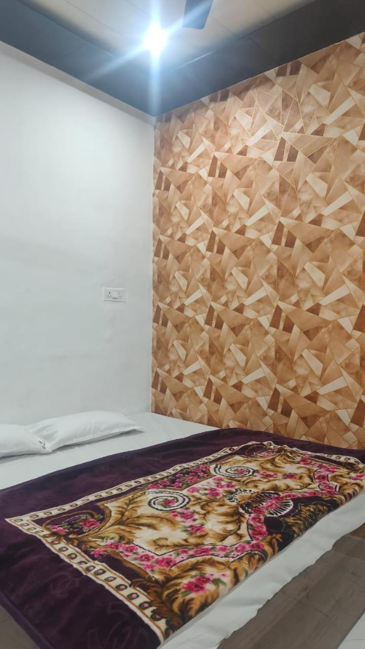 Shree Ambey Varanasi